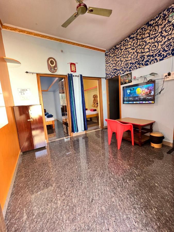 Vaibhav Home Stay Hampi Exterior foto